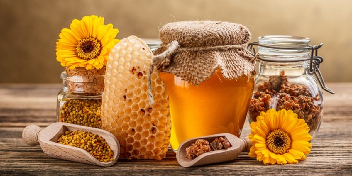 Manfaat madu untuk kesehatan, wajah, kecantikan, bibir, dan rambut